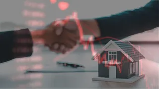 US homeowners shakes off headwinds, eyes 2026 return to profit